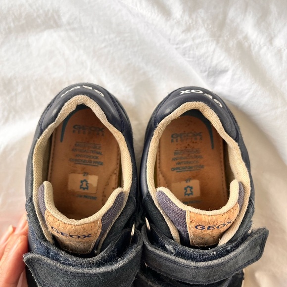 Geox Kids' Navy and Tan Cat Sneakers - Picture 4 of 6